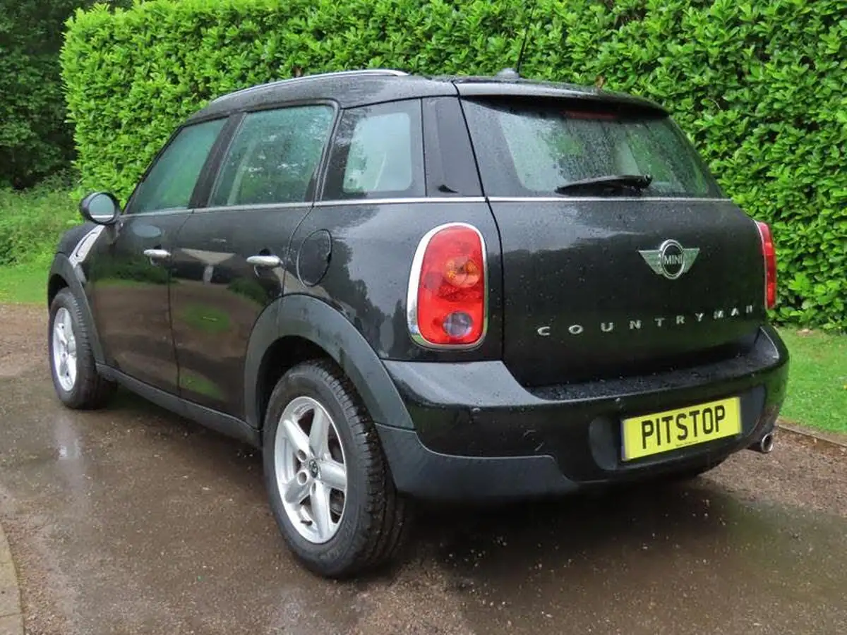 2012-mini-countryman-16-one-98bhp-big-19