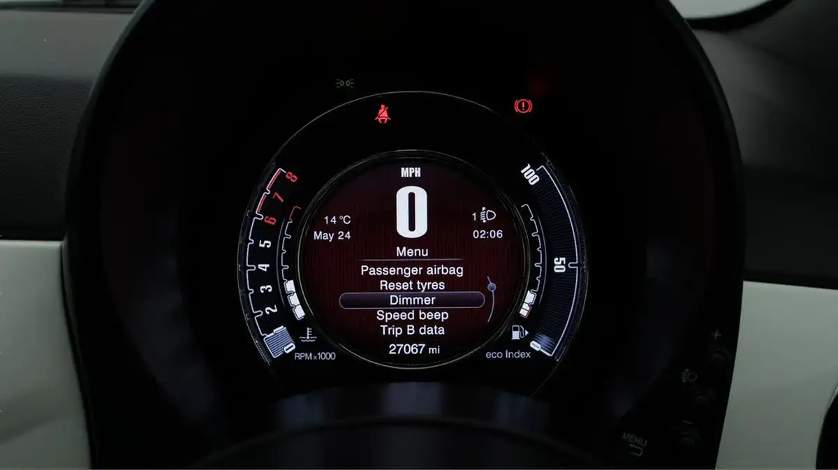 2020-fiat-500-10-launch-edition-big-10