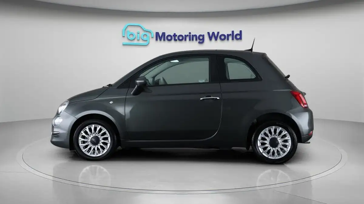 2021-fiat-500-10-lounge-big-4