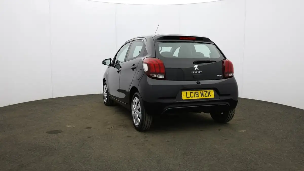 2018-peugeot-108-10-active-68bhp-hatchback-5d-big-32