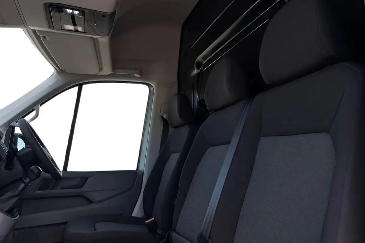2025-volkswagen-crafter-20tdi-cr35-lwb-commerce-plus-140pseu6d-big-14