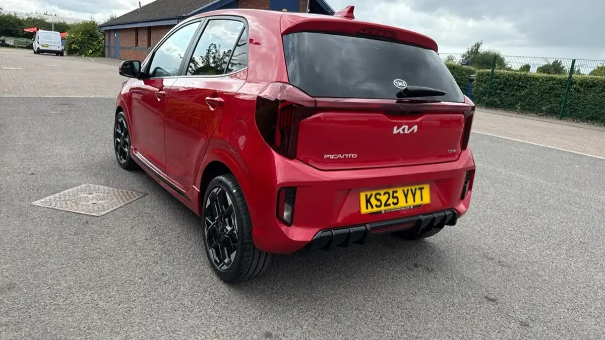 2025-kia-picanto-12-gt-line-s-auto-seq-big-26