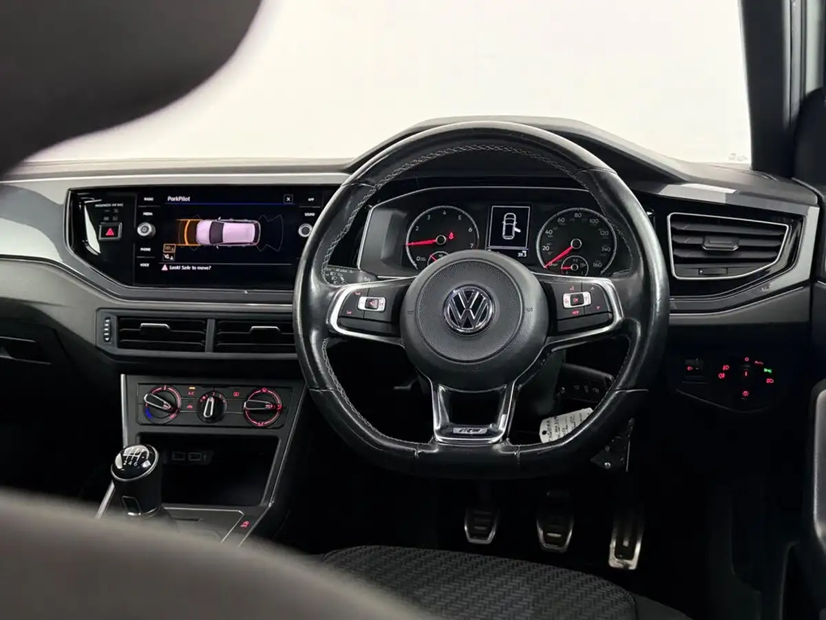 2020-volkswagen-polo-10-tsi-r-line-115ps-big-18
