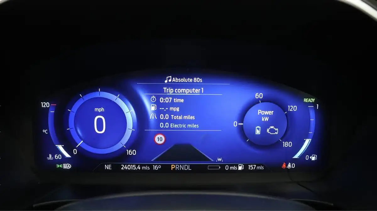 2021-ford-kuga-25t-vignale-225ps-phev-big-10