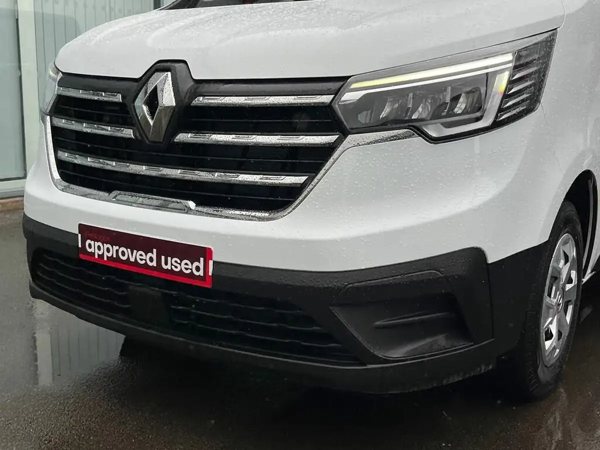 2025-renault-trafic-20dci-ll30-130-advance-panel-big-15