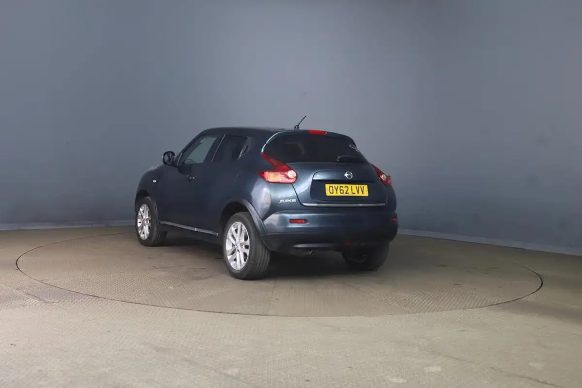 2012-nissan-juke-16-acenta-premium-16v-1598cc-big-5