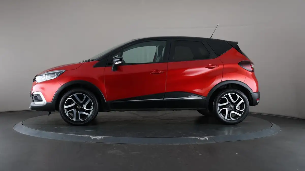 2019-renault-captur-09-tce-iconic-big-28