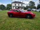 2010-ferrari-california-43-small-15