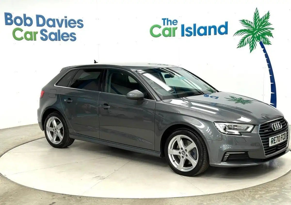 2020-audi-a3-14-40-e-tron-big-9