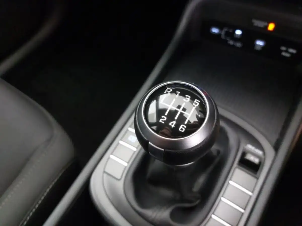 2024-hyundai-kona-10-t-gdi-advance-120ps-big-17