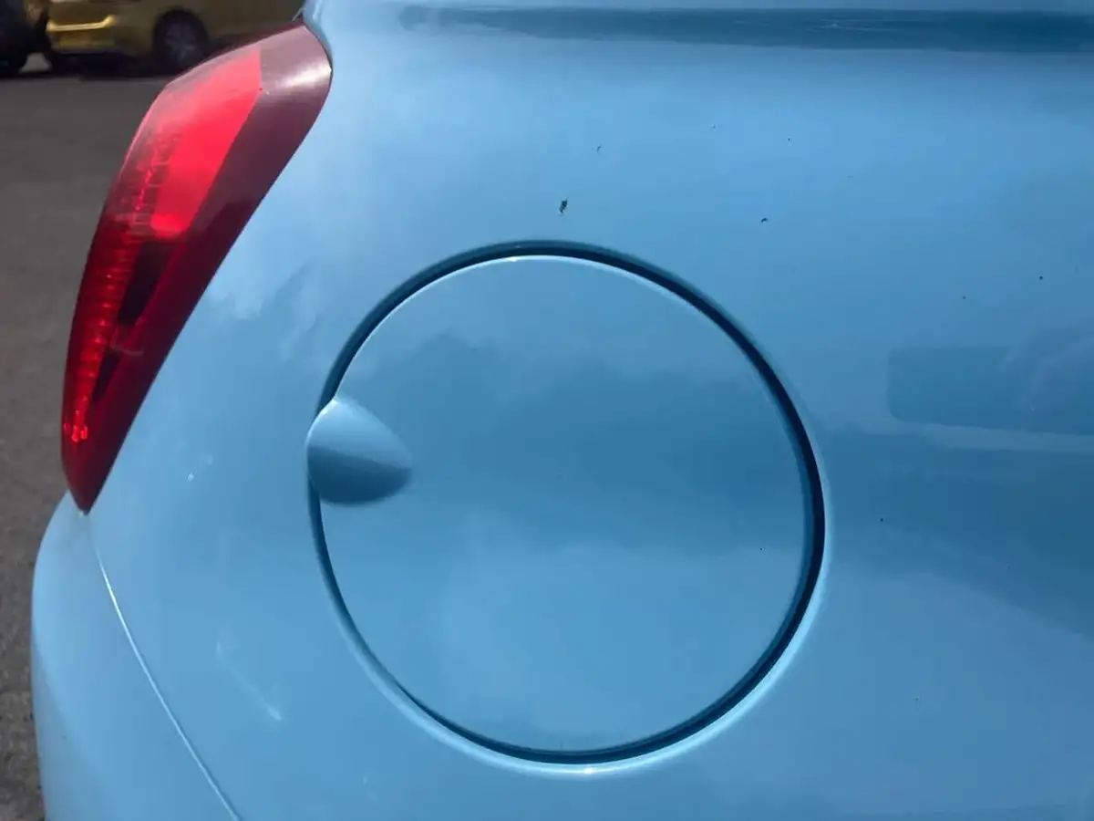 2017-fiat-500-12-lounge-big-45