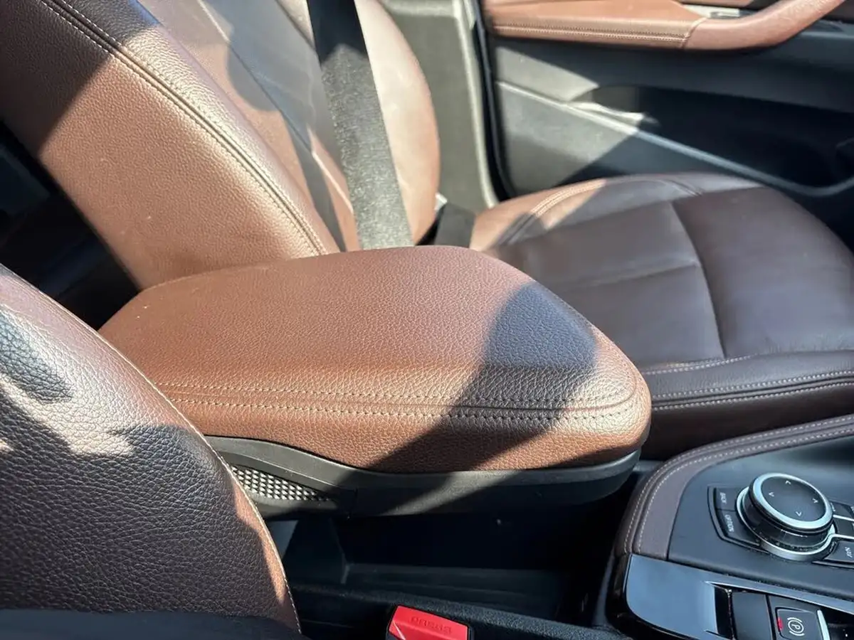 2022-bmw-x1-20td-sdrive18d-xline-sport-auto-big-40