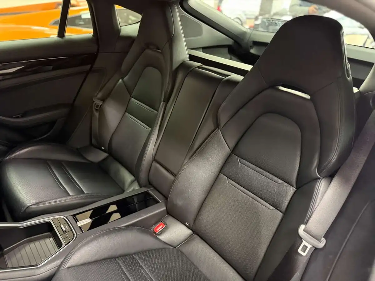 2018-porsche-panamera-29-v6-4-e-hybrid-sport-turismo-big-33