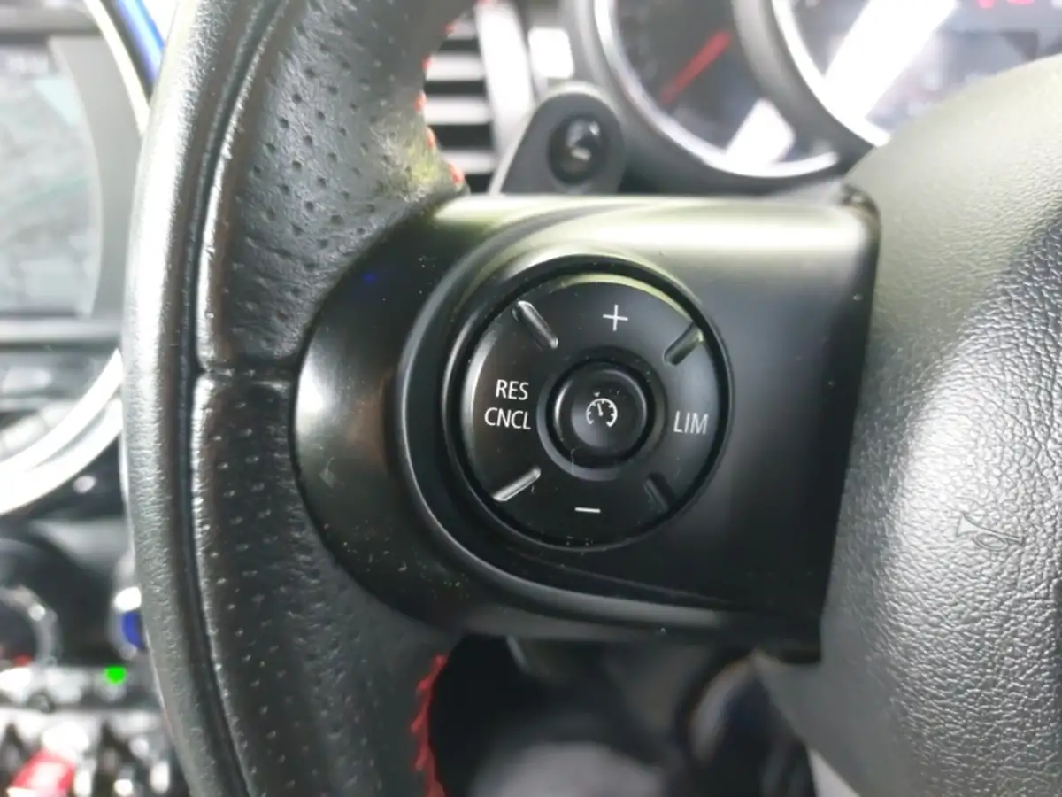 2019-mini-cooper-20-john-cooper-works-comfortnav-hatchback-3d-auto-big-15