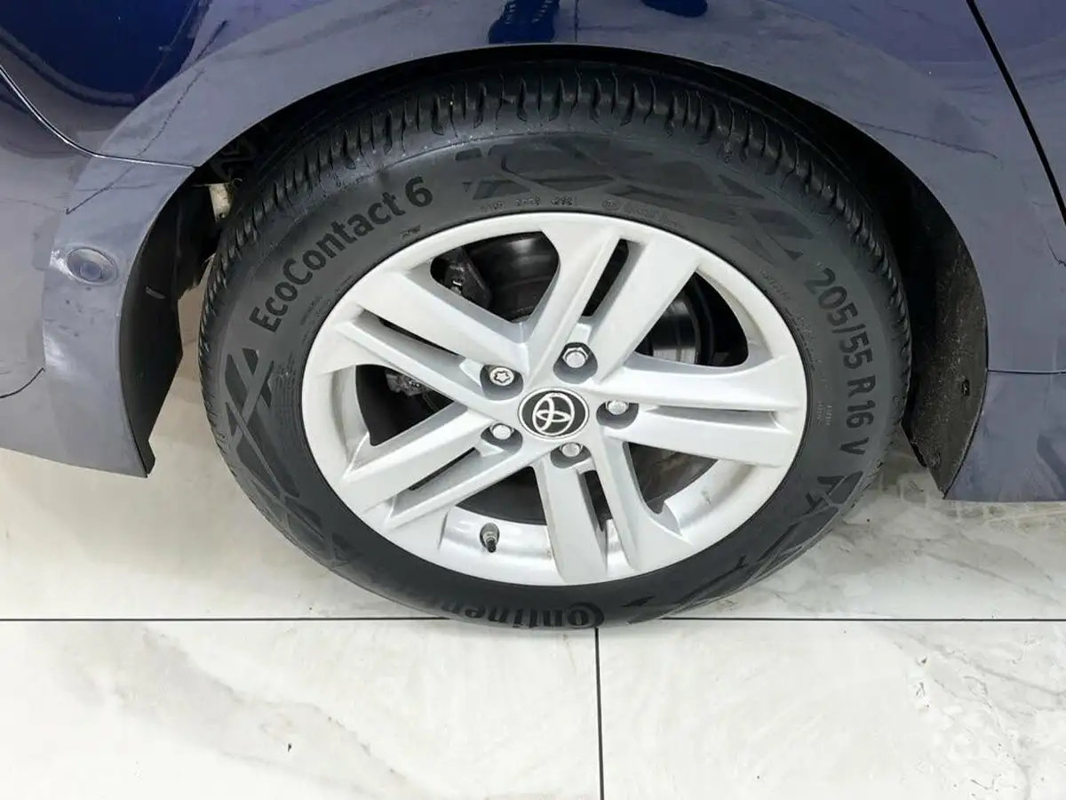 2021-toyota-corolla-18-vvt-i-icon-tech-spare-wheel-touring-sports-5d-big-17