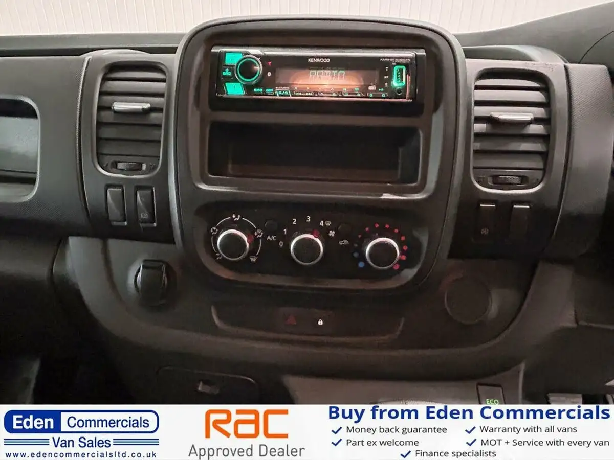 2021-renault-trafic-20dci-ll30-energy-120-business-panel-big-16