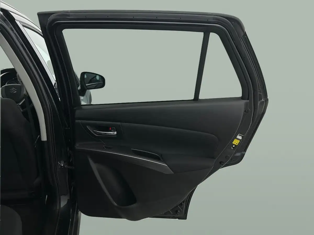 2023-suzuki-s-cross-14-boosterjet-motion-big-21