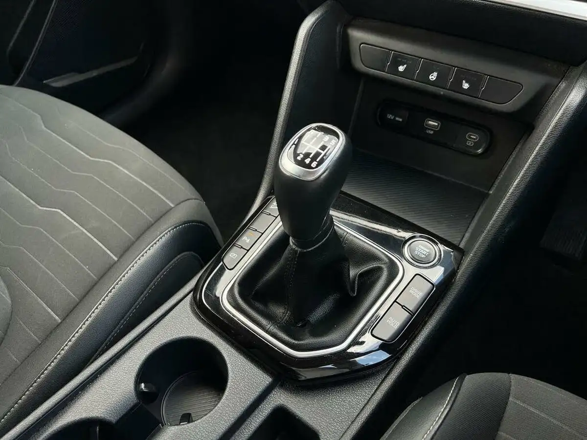 2023-kia-sportage-16-t-gdi-3-148bhp-big-16