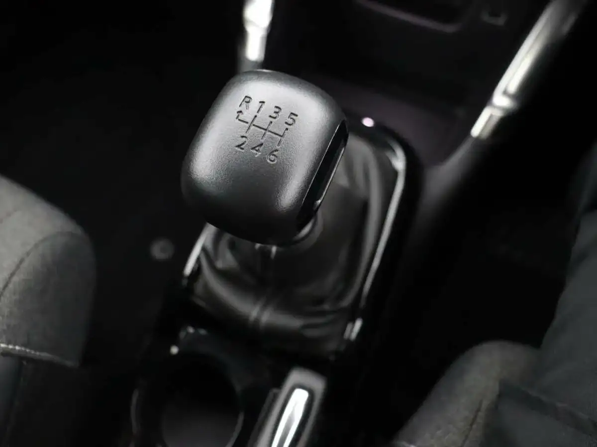 2022-citroen-c3-aircross-12-puretech-shine-plus-110ps-big-37
