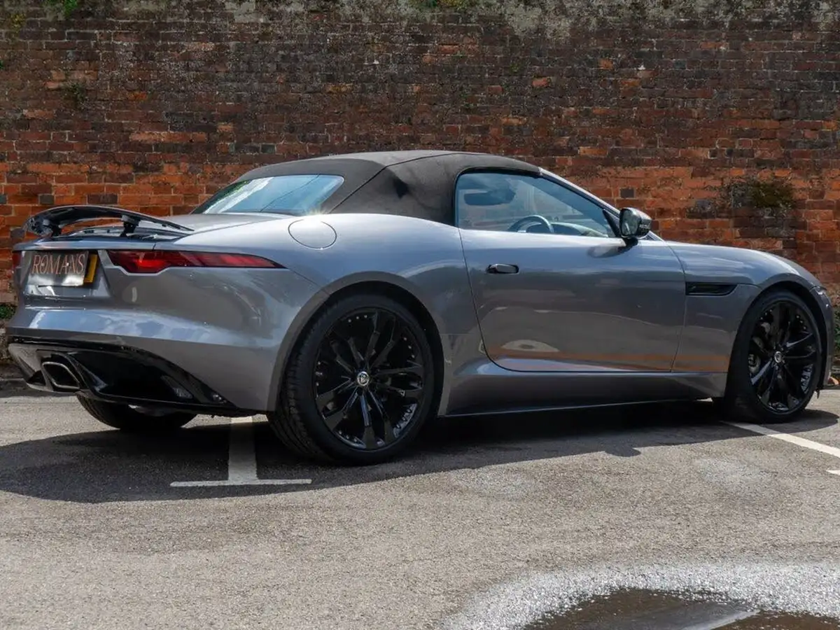 2024-jaguar-f-type-20-p300-r-dynamic-convertible-big-32