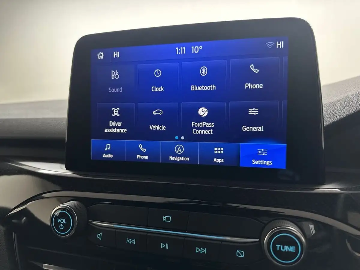 2023-ford-kuga-big-21