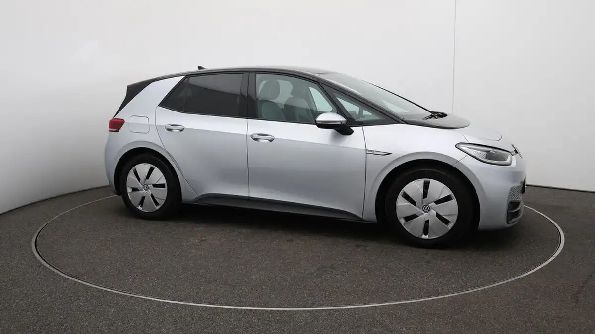 2020-volkswagen-id3-e-style-big-48