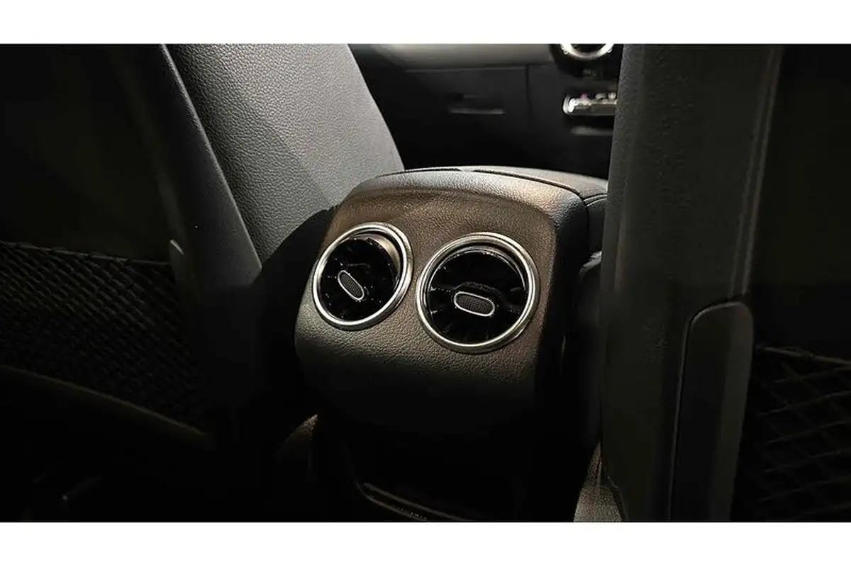 2021-mercedes-benz-gla-class-13-gla-250e-exclusive-edition-big-27