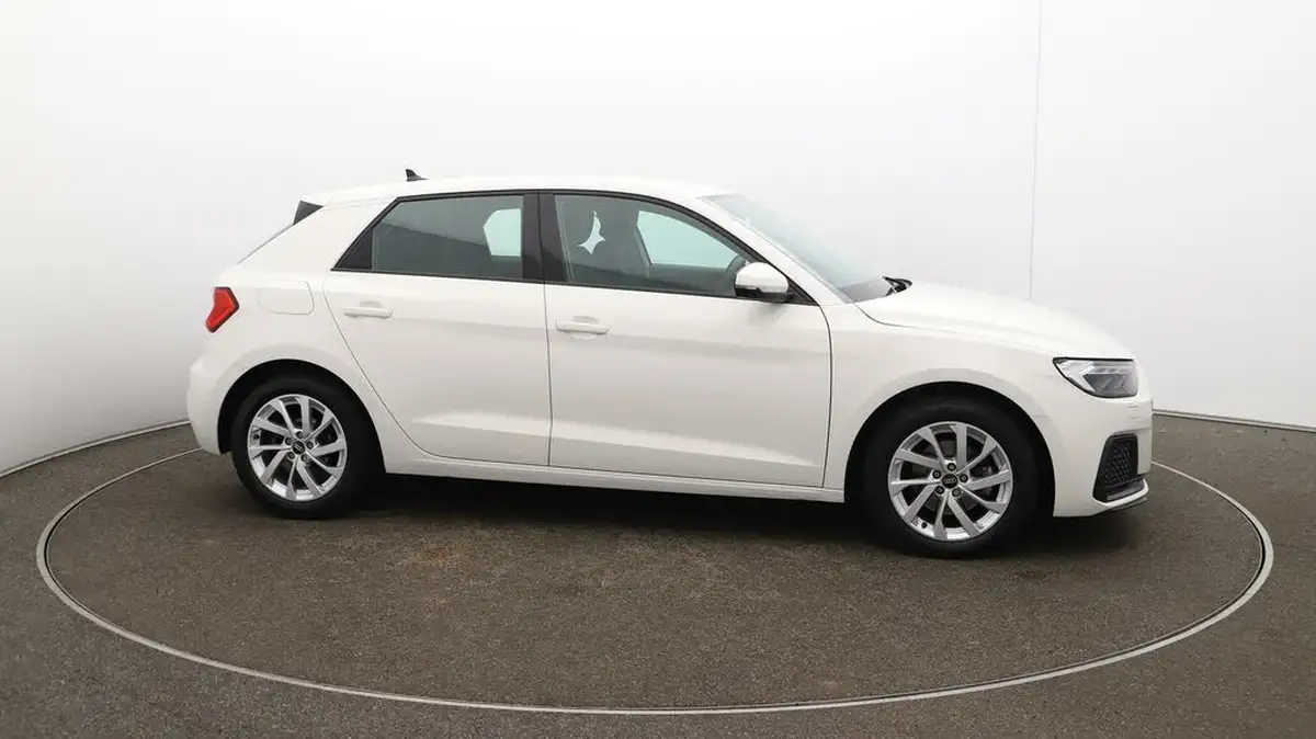 2023-audi-a1-10-30-tfsi-sport-s-tronic-big-40