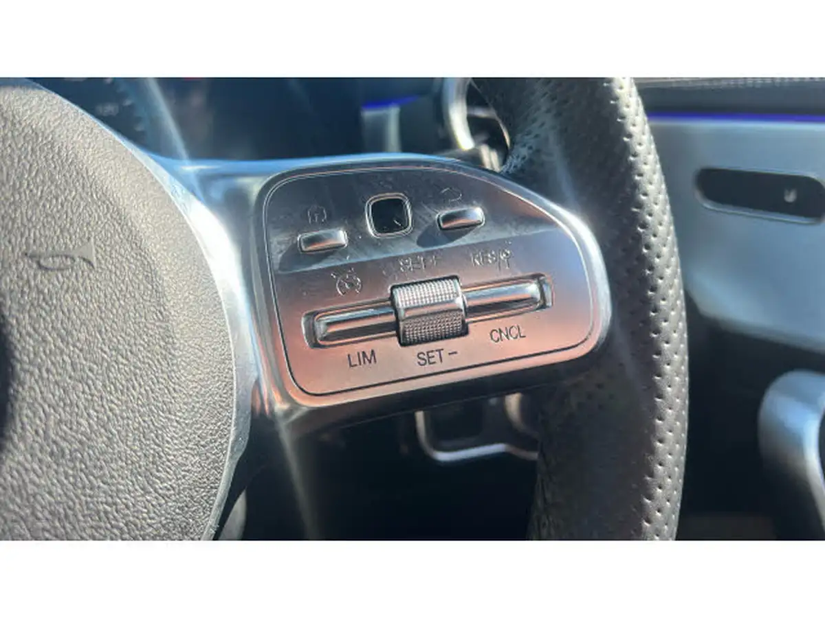 2021-mercedes-benz-a-class-13-a180-amg-line-executive-edition-hatchback-5d-7g-dct-big-25
