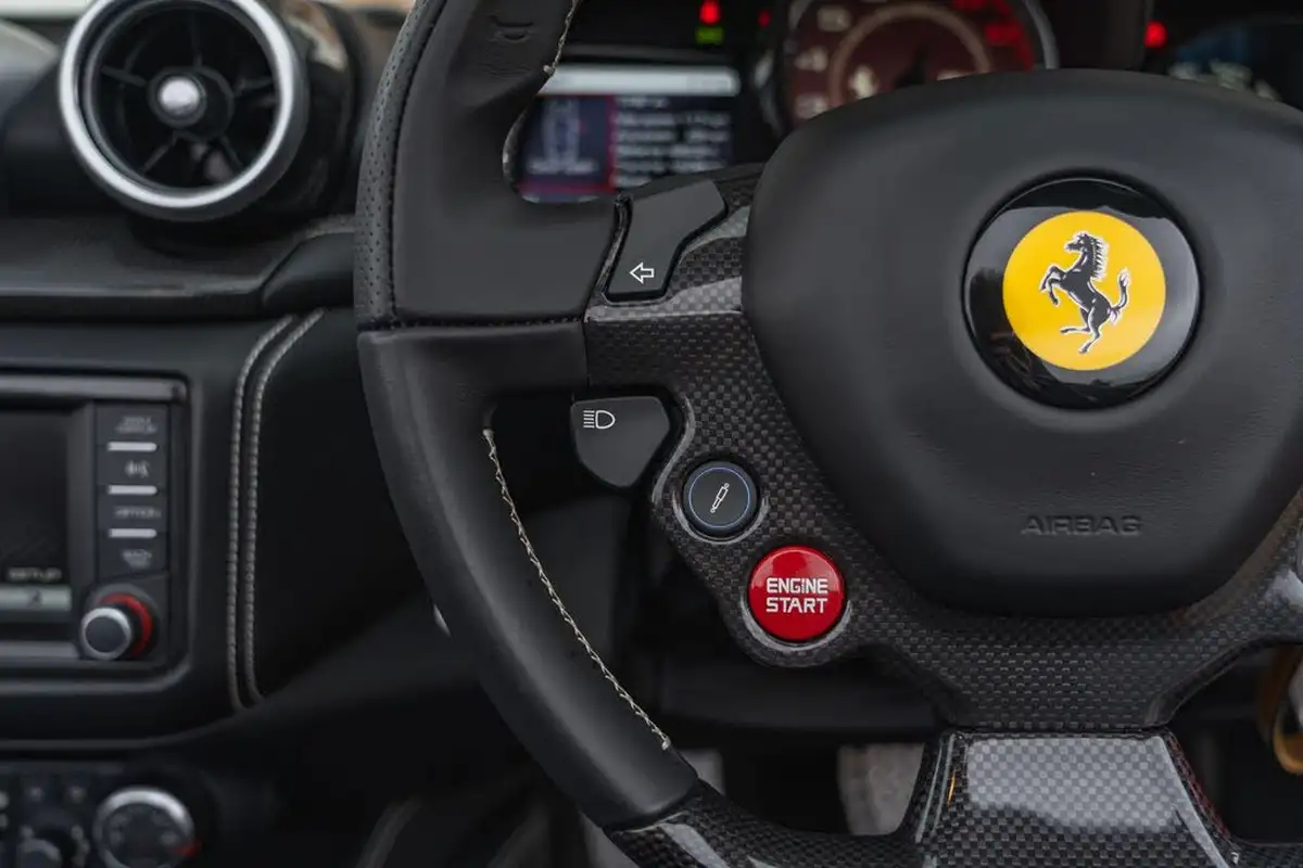 2015-ferrari-california-39-t-big-47