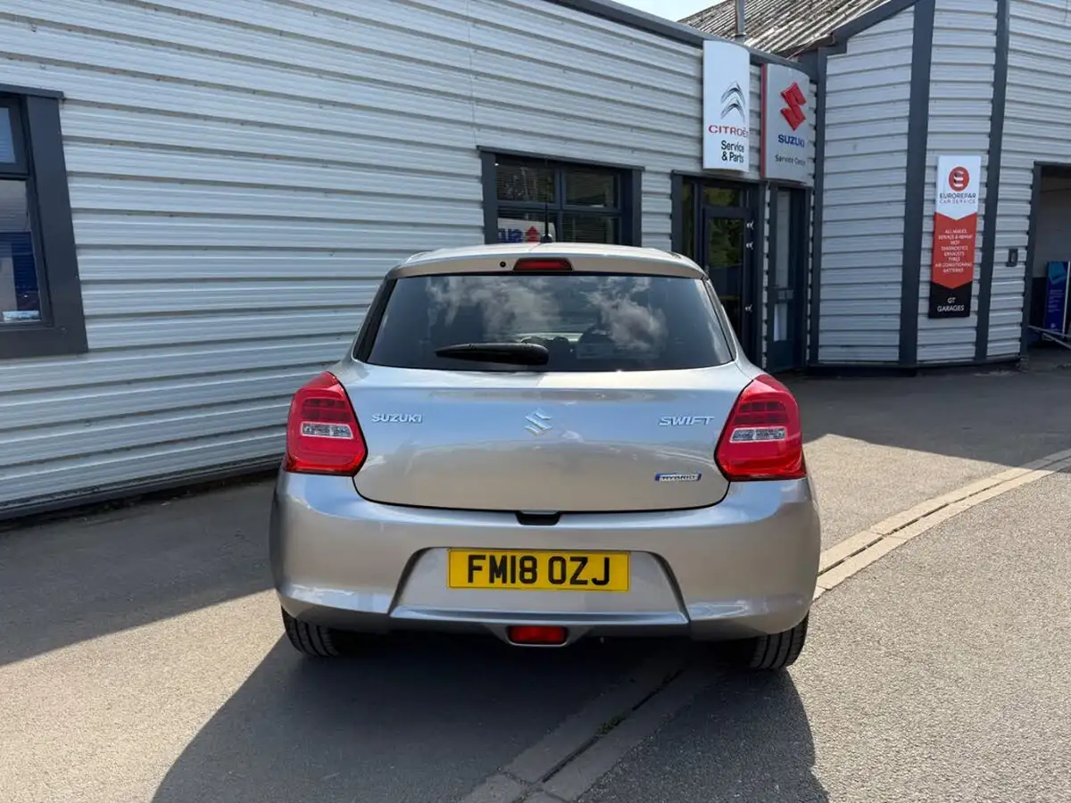 2018-suzuki-swift-10-boosterjet-sz5-111ps-shvs-big-9