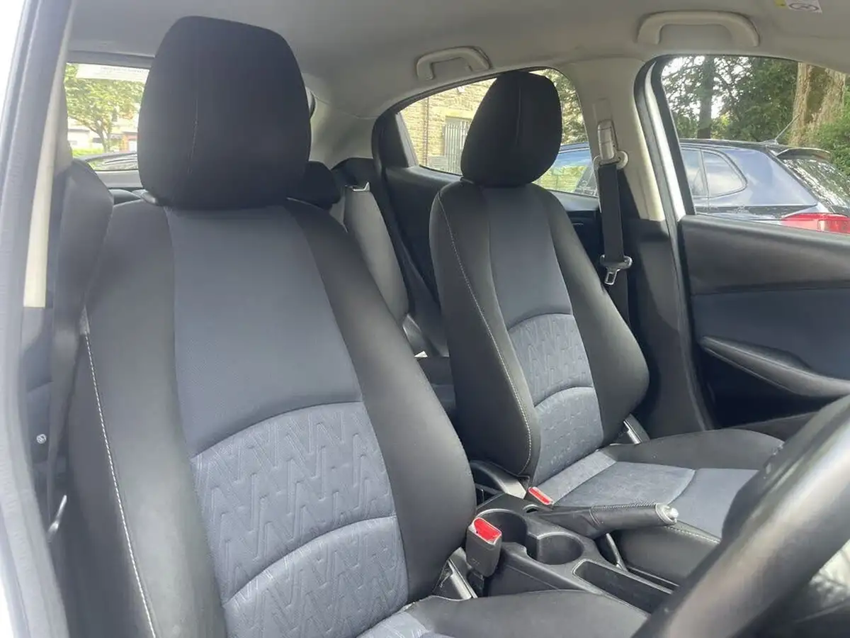 2016-mazda-mazda2-15-se-l-75ps-big-1