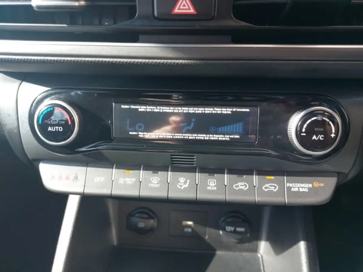 2022-hyundai-kona-16-gdi-se-connect-big-13