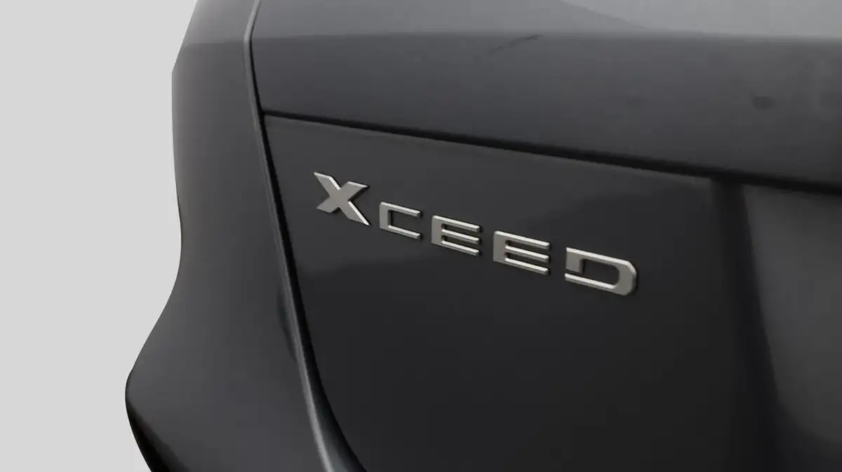 2022-kia-xceed-10-t-gdi-2-big-21