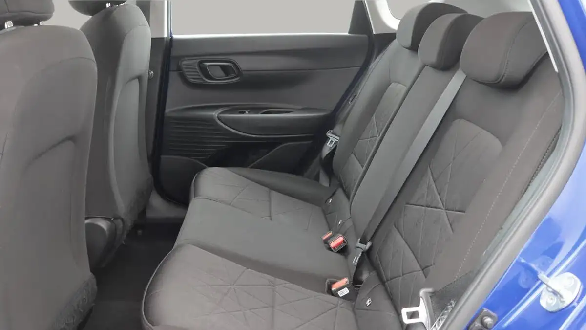 2022-hyundai-bayon-10-t-gdi-se-connect-big-16