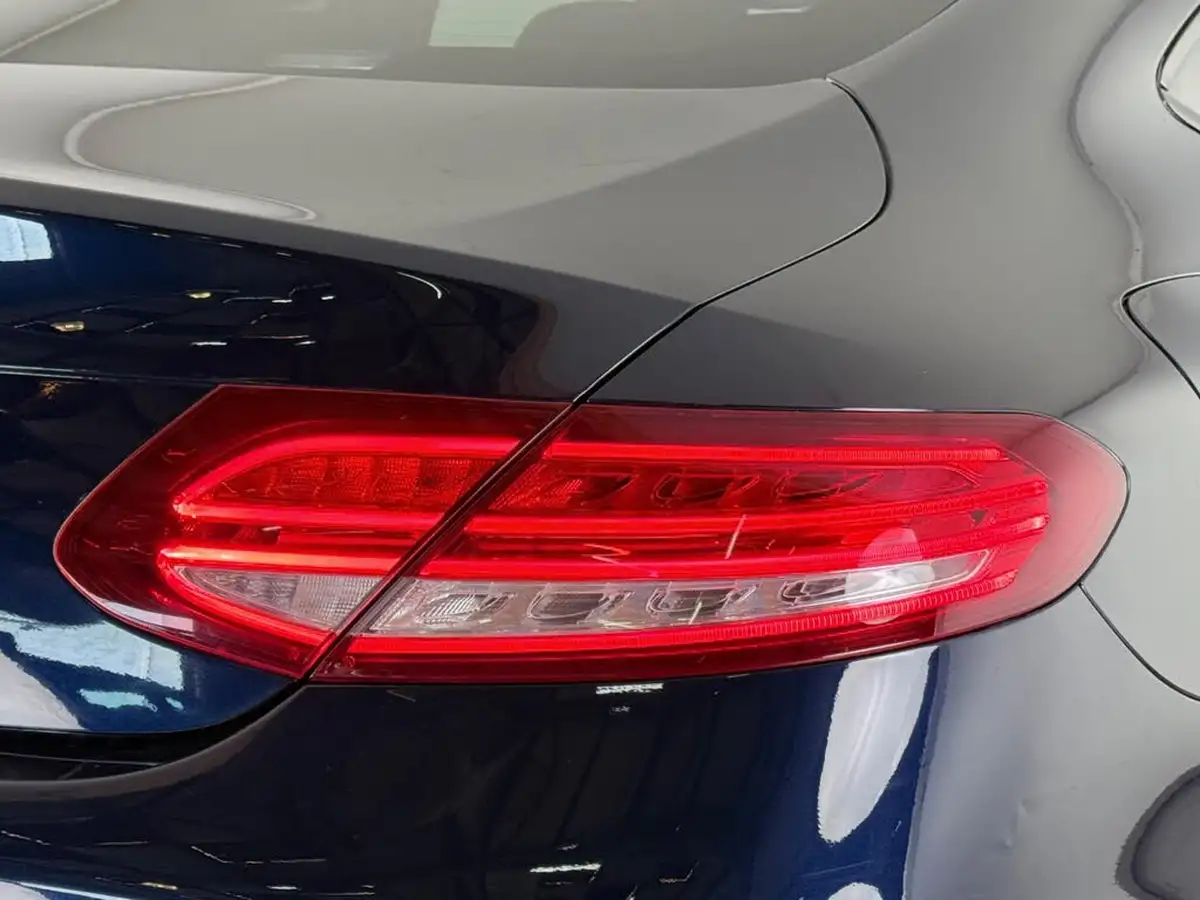2017-mercedes-benz-c-class-21d-c220d-amg-line-premiumss-coupe-2d-9g-tronic-plus-big-9