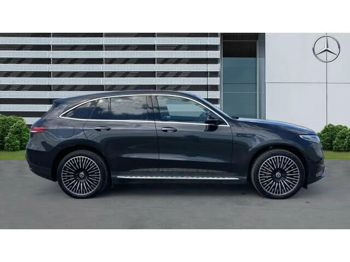 2022-mercedes-benz-eqc-e-eqc-400-amg-line-premium-big-4