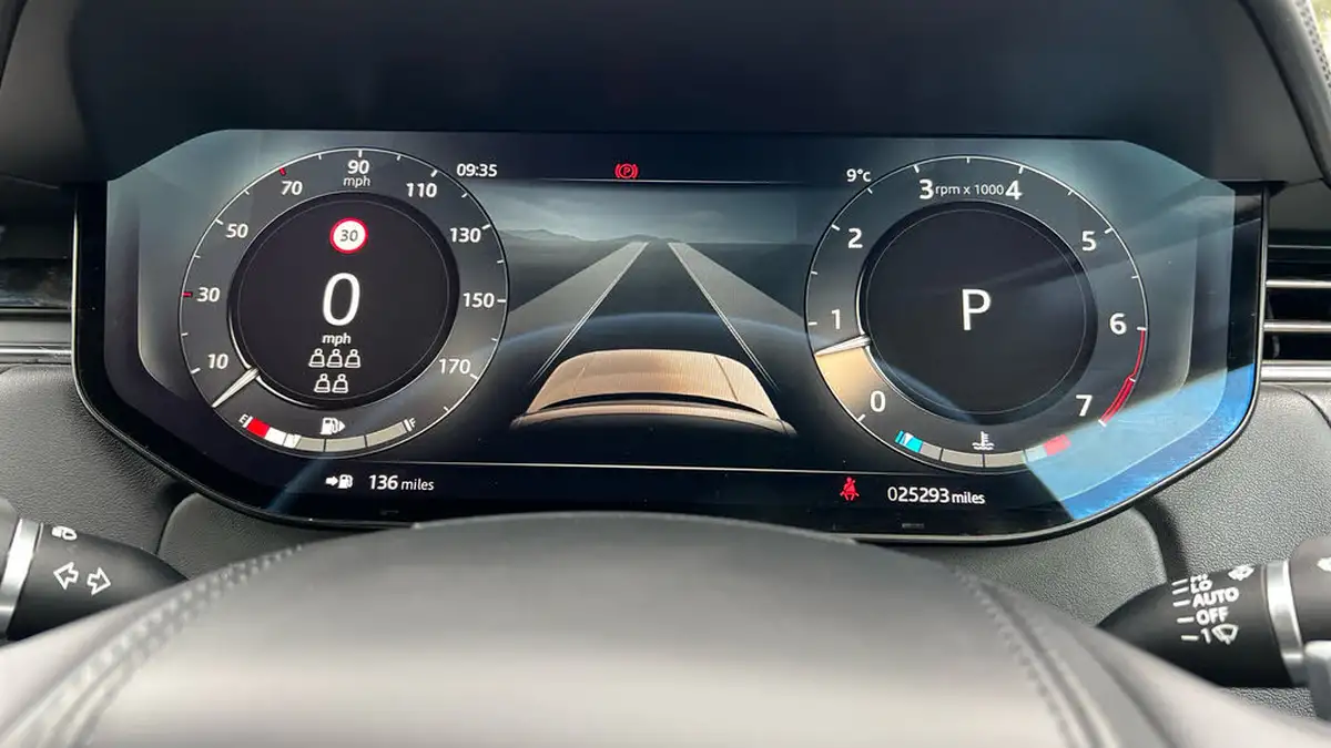 2022-land-rover-range-rover-30-p400-autobiography-lwb-big-15
