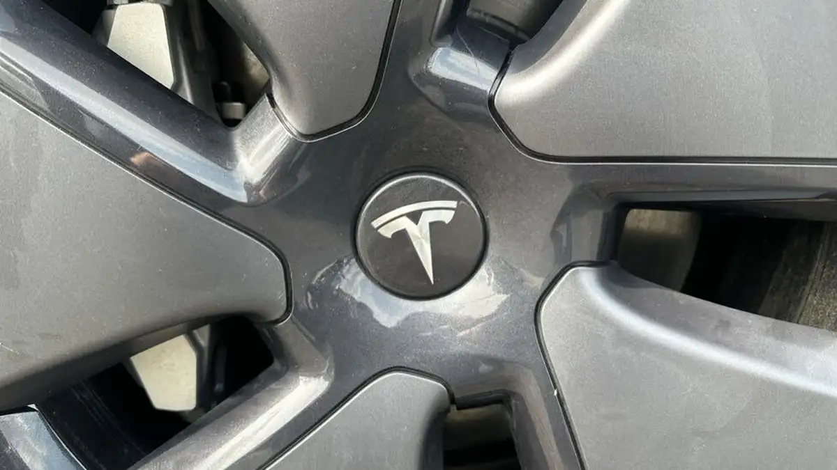 2023-tesla-model-3-e-rwd-241bhp-big-10