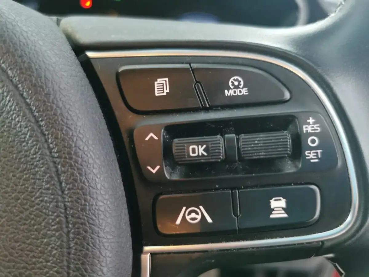 2022-kia-niro-ev-e-2-big-26