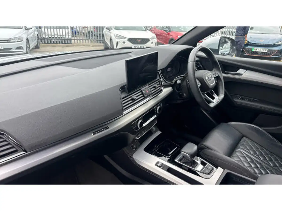 2021-audi-q5-20-55-tfsi-e-competition-station-wagon-big-8