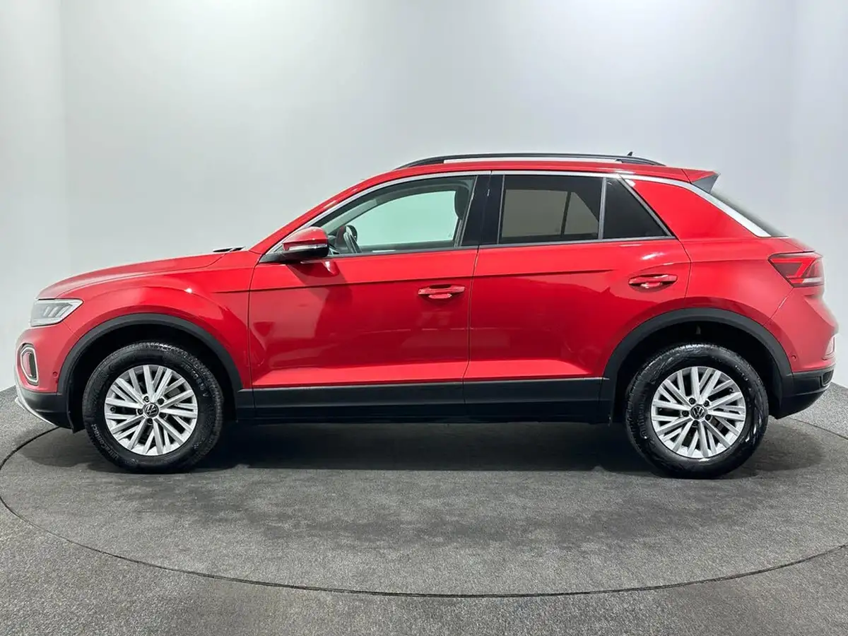2022-volkswagen-t-roc-15-tsi-life-big-4