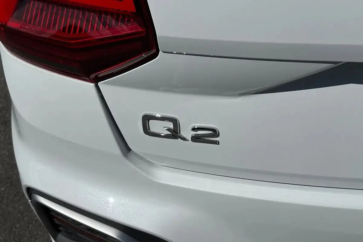 2024-audi-q2-15-35-tfsi-s-line-tronic-big-36