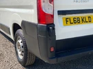 2018-peugeot-boxer-20-bluehdi-professional-335-l3-h2-small-23
