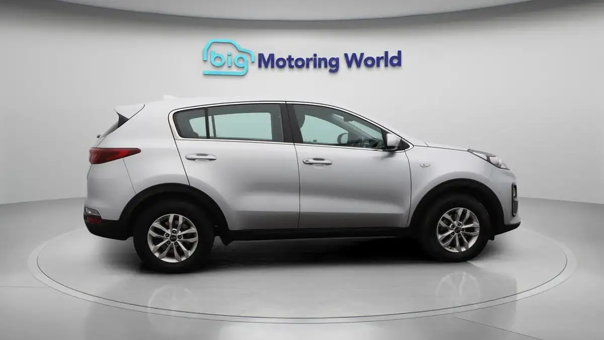 2019-kia-sportage-16-gdi-1-big-8
