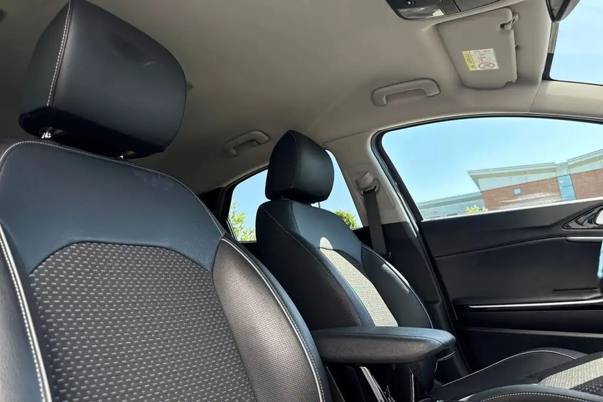 2021-kia-ceed-15-t-gdi-3-hatchback-dct-big-23