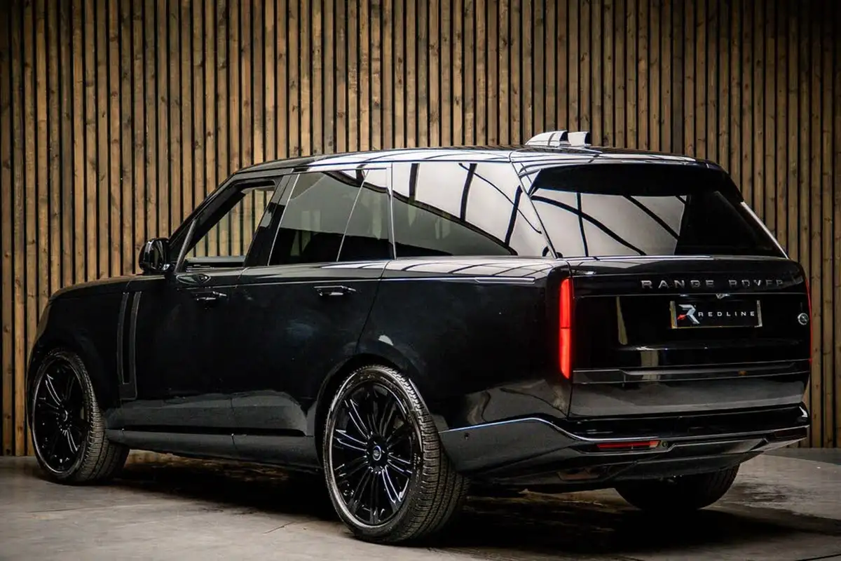 2022-land-rover-range-rover-30-d300-se-big-2