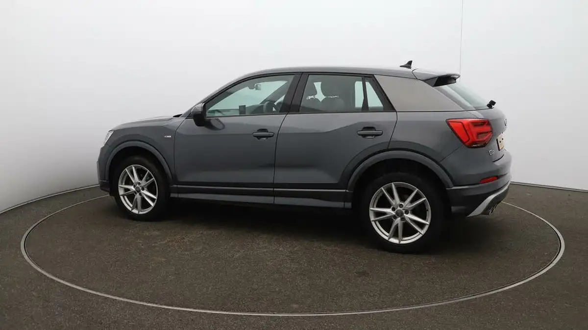 2020-audi-q2-15-35-tfsi-s-line-1495cc-tronic-big-47