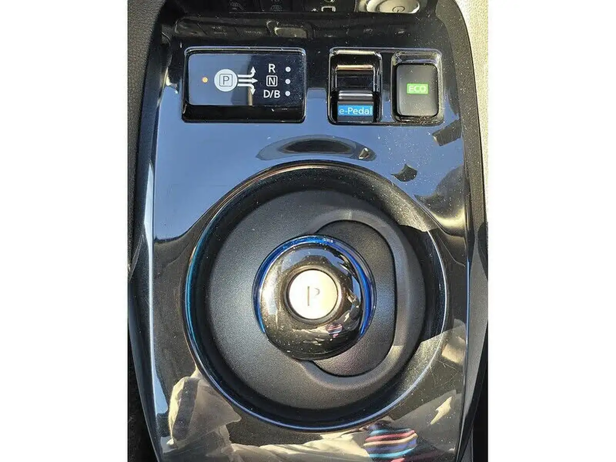 2020-nissan-leaf-e-n-connecta-big-31