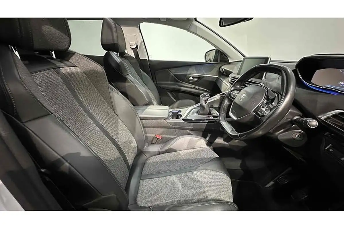 2019-peugeot-3008-suv-15-bluehdi-allure-big-32